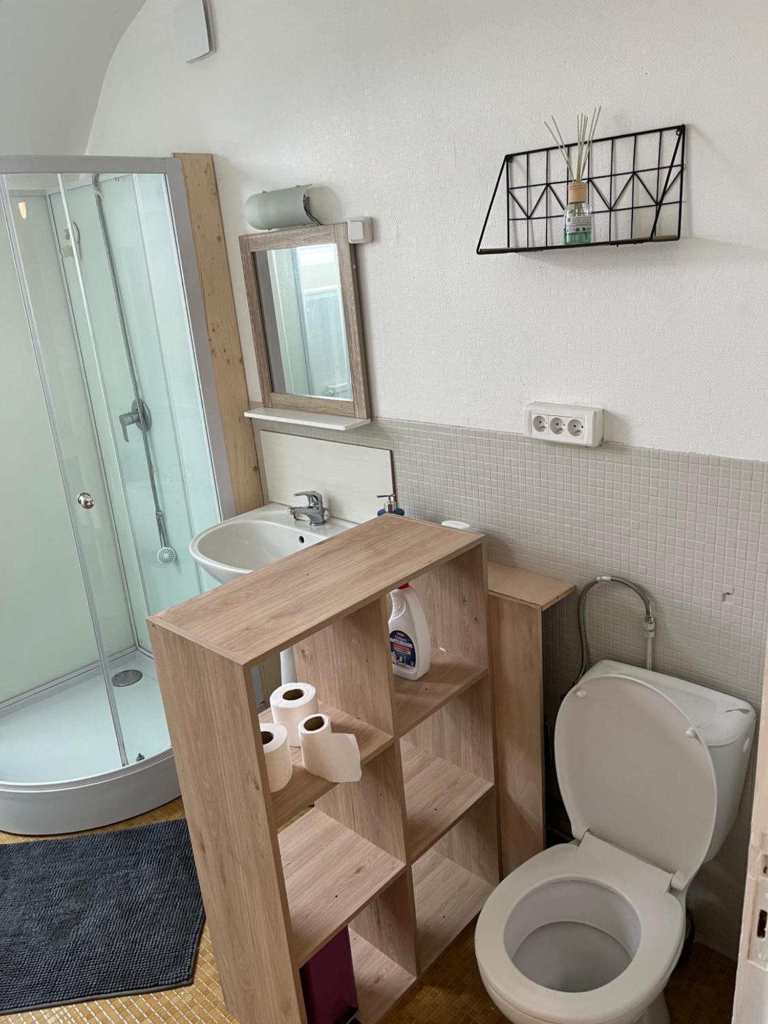 Gite De La Nievre - Centre Ville-2E Etage Flixecourt Экстерьер фото
