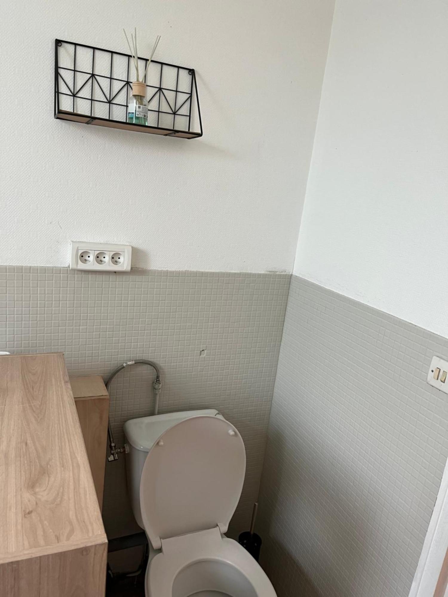 Gite De La Nievre - Centre Ville-2E Etage Flixecourt Экстерьер фото